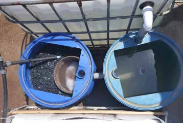 图 4.33　机械固体分离器（右）与生物过滤器（左）相连接的示意图